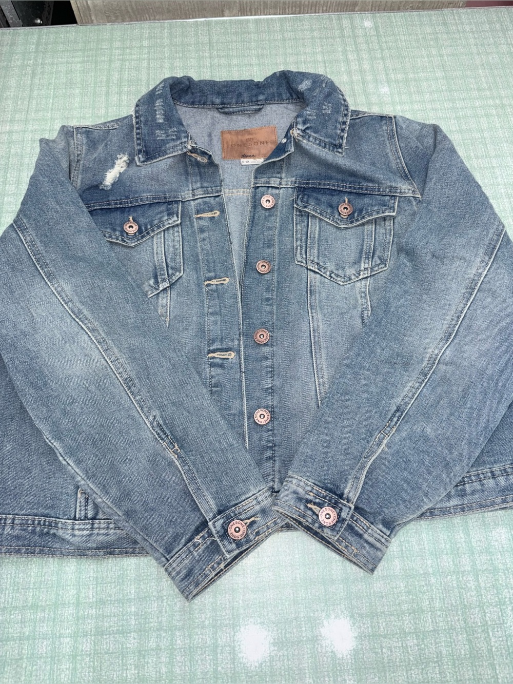 Distressed denim jacket - Picture 3 of 6